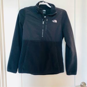 North face quarter zip jacket. Woman’s size small